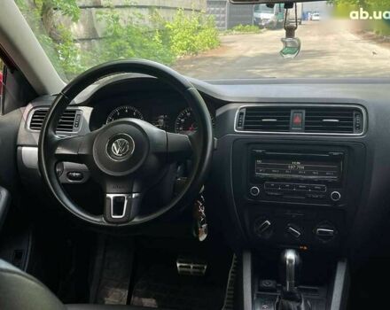 Фольксваген Джетта 2013 у Києві на Automoto.ua Фольксваген Джетта, об'ємом двигуна 0 л та пробігом 220 тис. км за 7750 $, фото 9 на Automoto.ua