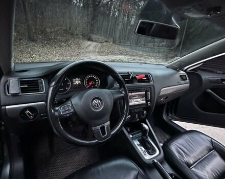 Фольксваген Джетта, объемом двигателя 2 л и пробегом 177 тыс. км за 11000 $, фото 4 на Automoto.ua