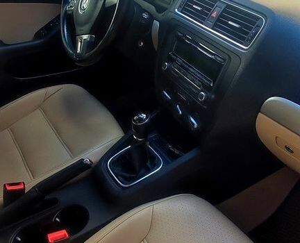 Фольксваген Джетта, об'ємом двигуна 1.8 л та пробігом 221 тис. км за 8000 $, фото 1 на Automoto.ua