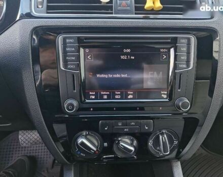 Фольксваген Джетта, об'ємом двигуна 1.8 л та пробігом 218 тис. км за 9999 $, фото 20 на Automoto.ua