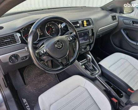 Фольксваген Джетта, об'ємом двигуна 1.8 л та пробігом 218 тис. км за 9999 $, фото 15 на Automoto.ua