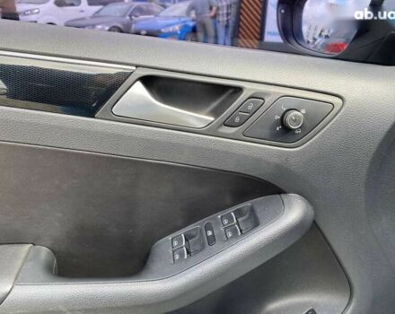 Фольксваген Джетта 2015 у Львові на Automoto.ua Фольксваген Джетта, об'ємом двигуна 2 л та пробігом 162 тис. км за 10900 $, фото 11 на Automoto.ua