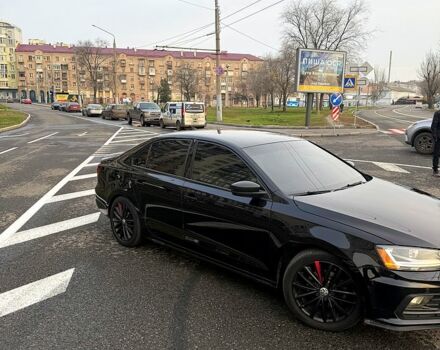 Фольксваген Джетта, об'ємом двигуна 1.8 л та пробігом 188 тис. км за 10000 $, фото 6 на Automoto.ua