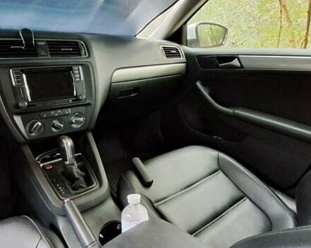 Фольксваген Джетта, объемом двигателя 1.4 л и пробегом 74 тыс. км за 12300 $, фото 4 на Automoto.ua