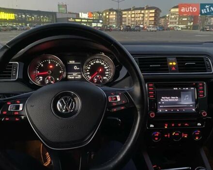 Фольксваген Джетта, объемом двигателя 1.6 л и пробегом 150 тыс. км за 10800 $, фото 10 на Automoto.ua