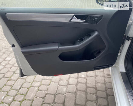 Фольксваген Джетта, объемом двигателя 1.4 л и пробегом 141 тыс. км за 12000 $, фото 14 на Automoto.ua