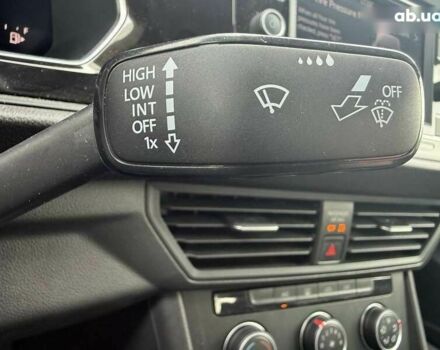 Фольксваген Джетта, объемом двигателя 1.5 л и пробегом 39 тыс. км за 20490 $, фото 21 на Automoto.ua