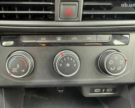 Фольксваген Джетта, объемом двигателя 1.5 л и пробегом 39 тыс. км за 20490 $, фото 22 на Automoto.ua