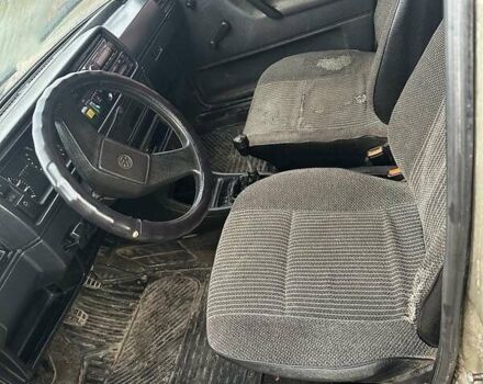 Желтый Фольксваген Джетта, объемом двигателя 1.6 л и пробегом 368 тыс. км за 950 $, фото 8 на Automoto.ua