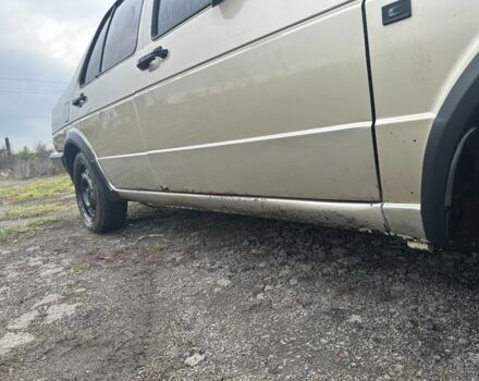 Желтый Фольксваген Джетта, объемом двигателя 1.6 л и пробегом 368 тыс. км за 950 $, фото 9 на Automoto.ua