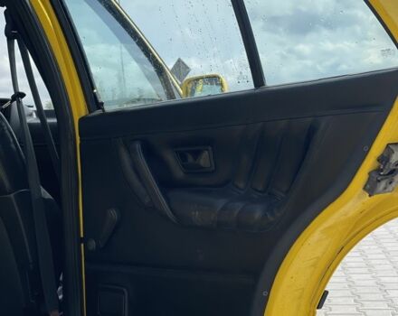Желтый Фольксваген Джетта, объемом двигателя 2 л и пробегом 371 тыс. км за 2750 $, фото 17 на Automoto.ua