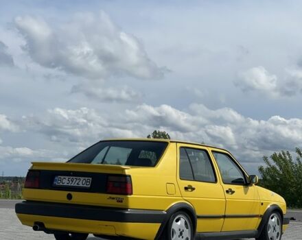 Желтый Фольксваген Джетта, объемом двигателя 2 л и пробегом 371 тыс. км за 2750 $, фото 1 на Automoto.ua