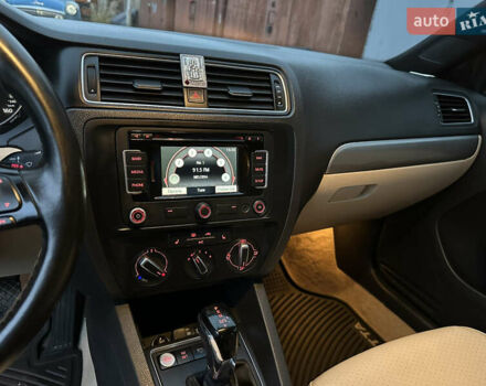 Жовтий Фольксваген Джетта, об'ємом двигуна 1.8 л та пробігом 128 тис. км за 11500 $, фото 14 на Automoto.ua