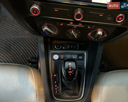 Жовтий Фольксваген Джетта, об'ємом двигуна 1.8 л та пробігом 128 тис. км за 11500 $, фото 13 на Automoto.ua