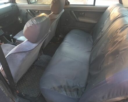 Сірий Фольксваген Джетта, об'ємом двигуна 0 л та пробігом 400 тис. км за 700 $, фото 2 на Automoto.ua