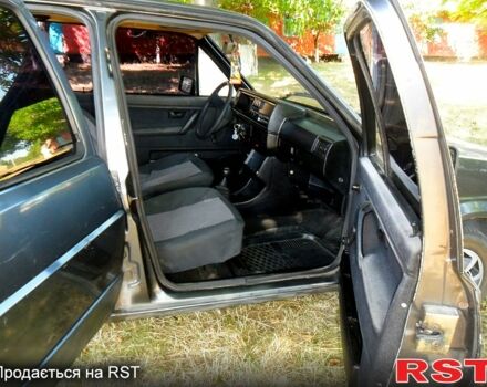 Серый Фольксваген Джетта, объемом двигателя 1.6 л и пробегом 100 тыс. км за 1250 $, фото 4 на Automoto.ua