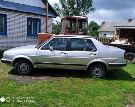 Сірий Фольксваген Джетта, об'ємом двигуна 1 л та пробігом 234 тис. км за 450 $, фото 1 на Automoto.ua