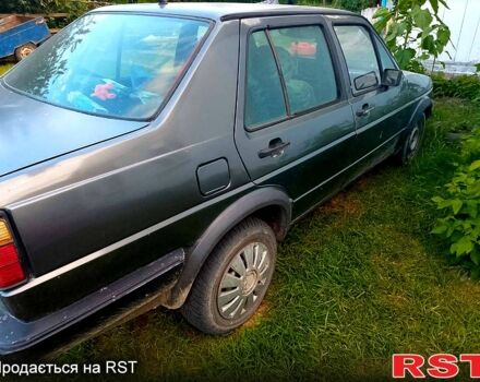 Серый Фольксваген Джетта, объемом двигателя 1.8 л и пробегом 270 тыс. км за 1000 $, фото 3 на Automoto.ua