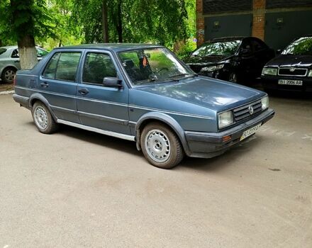 Сірий Фольксваген Джетта, об'ємом двигуна 1.8 л та пробігом 300 тис. км за 1050 $, фото 1 на Automoto.ua