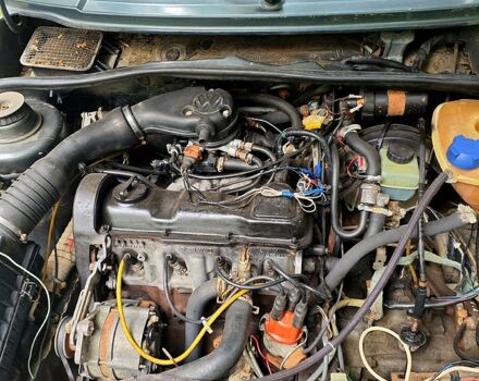 Сірий Фольксваген Джетта, об'ємом двигуна 1.8 л та пробігом 300 тис. км за 1050 $, фото 9 на Automoto.ua