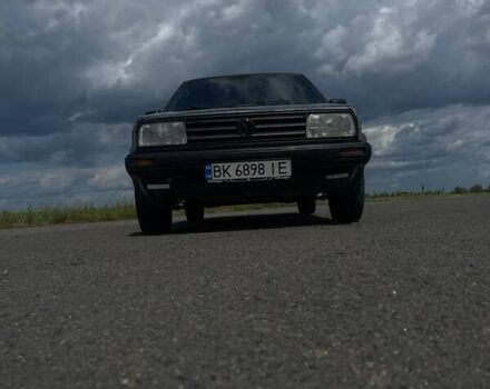 Сірий Фольксваген Джетта, об'ємом двигуна 1.8 л та пробігом 100 тис. км за 1000 $, фото 1 на Automoto.ua