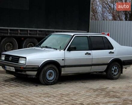 Серый Фольксваген Джетта, объемом двигателя 1.6 л и пробегом 237 тыс. км за 1200 $, фото 4 на Automoto.ua