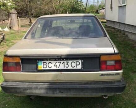 Серый Фольксваген Джетта, объемом двигателя 1.6 л и пробегом 372 тыс. км за 300 $, фото 3 на Automoto.ua