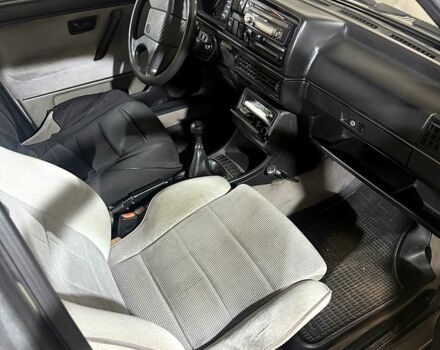 Серый Фольксваген Джетта, объемом двигателя 1.8 л и пробегом 350 тыс. км за 1350 $, фото 4 на Automoto.ua