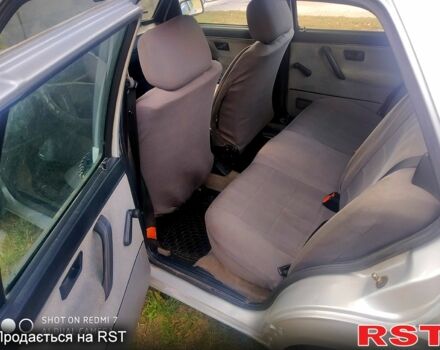 Серый Фольксваген Джетта, объемом двигателя 1.8 л и пробегом 380 тыс. км за 1600 $, фото 6 на Automoto.ua