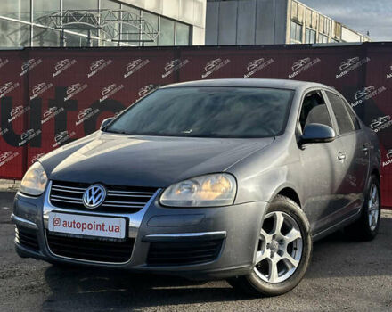 Сірий Фольксваген Джетта, об'ємом двигуна 1.6 л та пробігом 255 тис. км за 5900 $, фото 2 на Automoto.ua