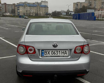 Серый Фольксваген Джетта, объемом двигателя 1.6 л и пробегом 184 тыс. км за 6100 $, фото 5 на Automoto.ua