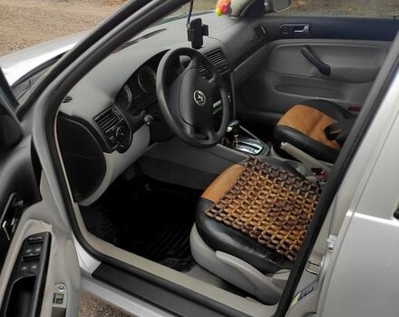 Серый Фольксваген Джетта, объемом двигателя 2 л и пробегом 340 тыс. км за 2500 $, фото 5 на Automoto.ua