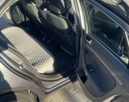 Серый Фольксваген Джетта, объемом двигателя 1.6 л и пробегом 203 тыс. км за 6250 $, фото 12 на Automoto.ua