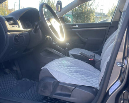 Серый Фольксваген Джетта, объемом двигателя 1.6 л и пробегом 203 тыс. км за 6250 $, фото 9 на Automoto.ua