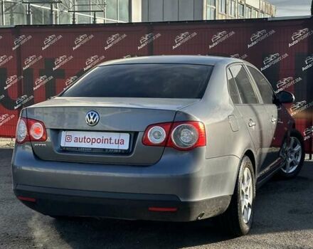 Сірий Фольксваген Джетта, об'ємом двигуна 1.6 л та пробігом 255 тис. км за 6200 $, фото 6 на Automoto.ua