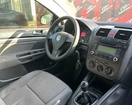 Сірий Фольксваген Джетта, об'ємом двигуна 1.6 л та пробігом 255 тис. км за 6200 $, фото 25 на Automoto.ua