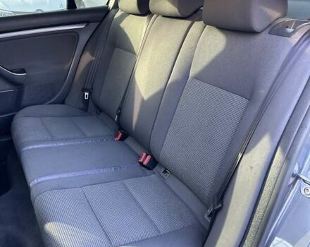 Сірий Фольксваген Джетта, об'ємом двигуна 1.6 л та пробігом 255 тис. км за 6200 $, фото 13 на Automoto.ua