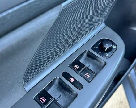 Сірий Фольксваген Джетта, об'ємом двигуна 1.6 л та пробігом 255 тис. км за 6500 $, фото 12 на Automoto.ua