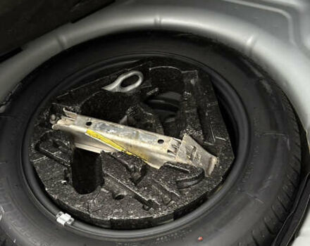 Серый Фольксваген Джетта, объемом двигателя 1.6 л и пробегом 184 тыс. км за 6100 $, фото 19 на Automoto.ua