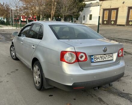 Серый Фольксваген Джетта, объемом двигателя 1.6 л и пробегом 280 тыс. км за 5200 $, фото 2 на Automoto.ua