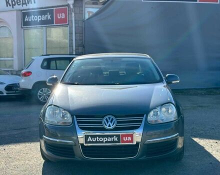 Серый Фольксваген Джетта, объемом двигателя 1.6 л и пробегом 310 тыс. км за 5590 $, фото 1 на Automoto.ua