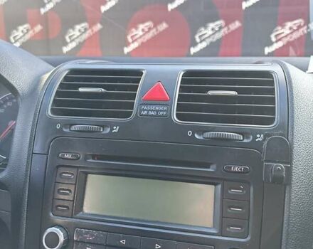 Сірий Фольксваген Джетта, об'ємом двигуна 1.6 л та пробігом 255 тис. км за 5900 $, фото 19 на Automoto.ua