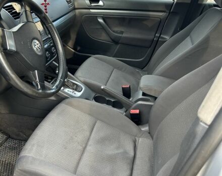 Серый Фольксваген Джетта, объемом двигателя 1.6 л и пробегом 280 тыс. км за 5200 $, фото 4 на Automoto.ua