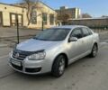 Серый Фольксваген Джетта, объемом двигателя 1.6 л и пробегом 280 тыс. км за 5200 $, фото 1 на Automoto.ua