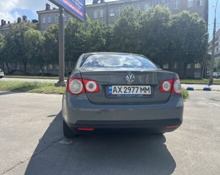 Серый Фольксваген Джетта, объемом двигателя 2 л и пробегом 296 тыс. км за 5700 $, фото 2 на Automoto.ua