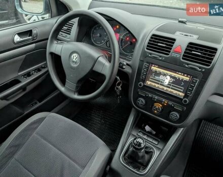 Серый Фольксваген Джетта, объемом двигателя 1.6 л и пробегом 228 тыс. км за 6450 $, фото 44 на Automoto.ua