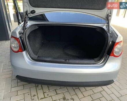 Сірий Фольксваген Джетта, об'ємом двигуна 1.6 л та пробігом 268 тис. км за 5550 $, фото 14 на Automoto.ua