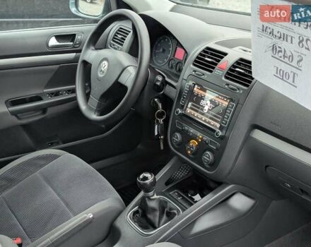 Серый Фольксваген Джетта, объемом двигателя 1.6 л и пробегом 228 тыс. км за 6450 $, фото 41 на Automoto.ua
