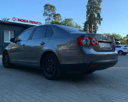 Серый Фольксваген Джетта, объемом двигателя 1.6 л и пробегом 205 тыс. км за 5500 $, фото 9 на Automoto.ua