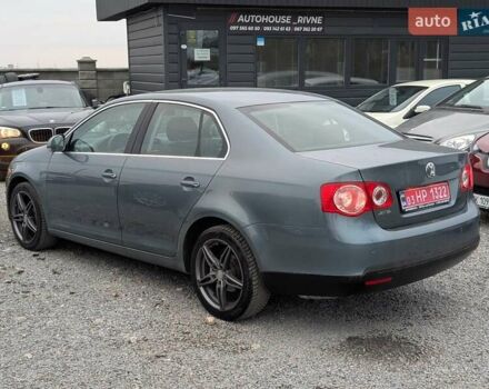 Серый Фольксваген Джетта, объемом двигателя 1.6 л и пробегом 228 тыс. км за 6450 $, фото 22 на Automoto.ua